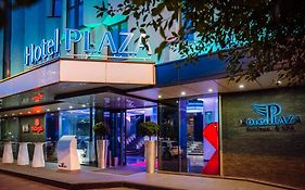Plaza V Executive Hotel